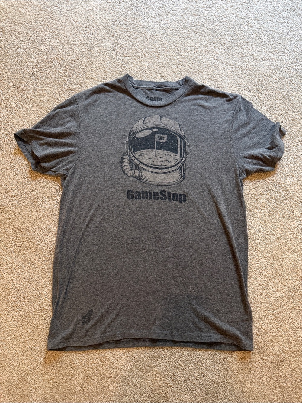 GameStop Gray Graphic “To The Moon” Astronaut T-Shirt